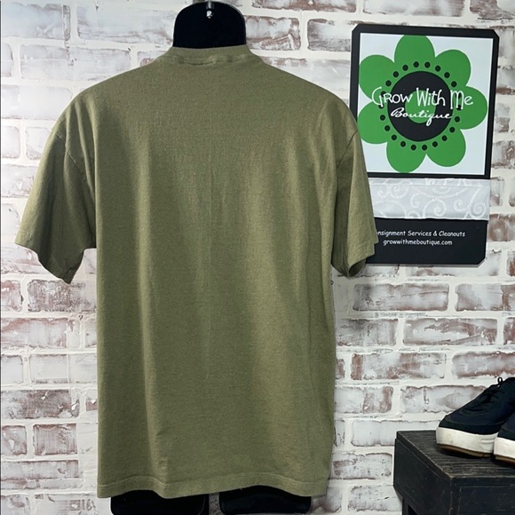 Wyoming Graphic T-Shirt in Olive Green - Picture 5 of 6